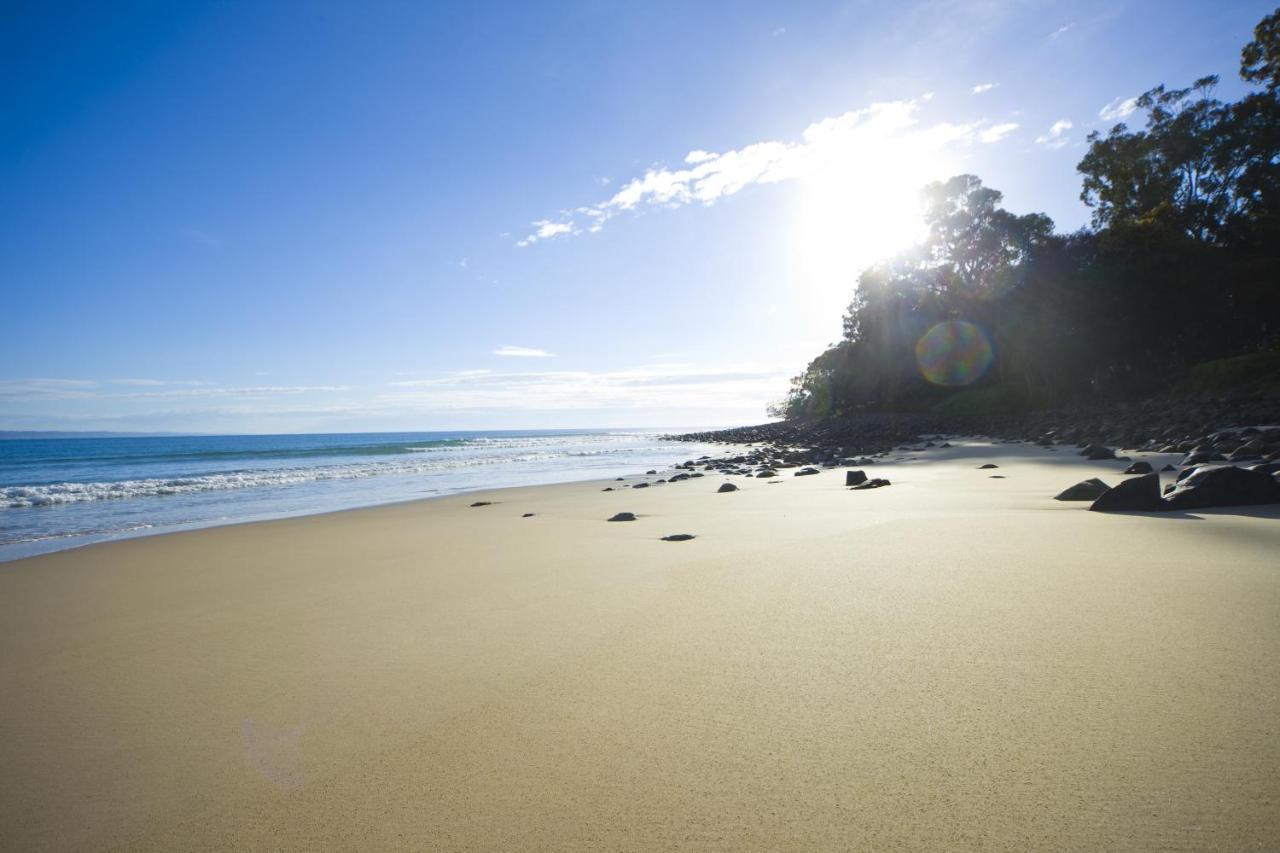 Low Tide On Noosa Sound - Pet Friendly ภายนอก รูปภาพ